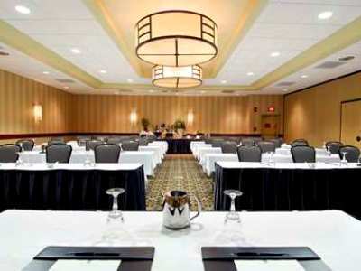 Embassy By Hilton Somerset Hotel Piscataway
